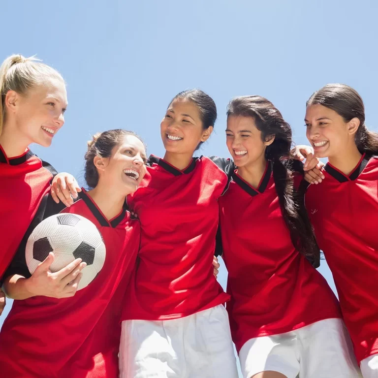 SQUARE_ Comox_Valley_United_Soccer_Club_Courtenay_Cumberland_Soccer_Football_Play_Registration_Players_Coaches_Referees_Teams_77